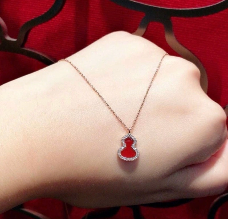 Qeelin Necklaces SoftTouch 208460