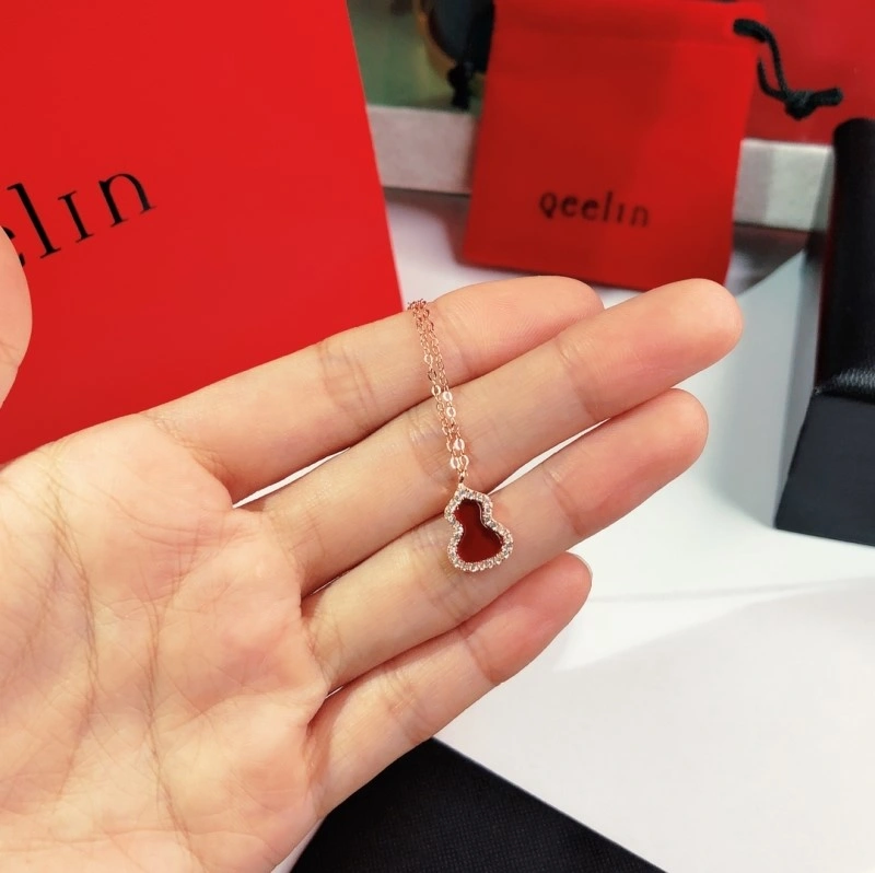 Qeelin Necklaces SoftTouch 208460