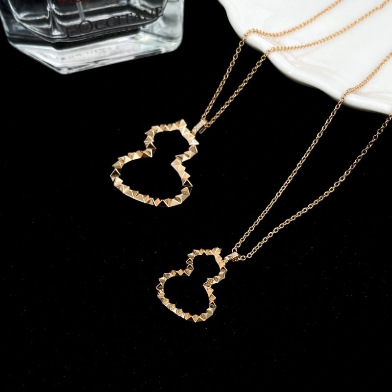 Youthful Qeelin Necklaces 208459