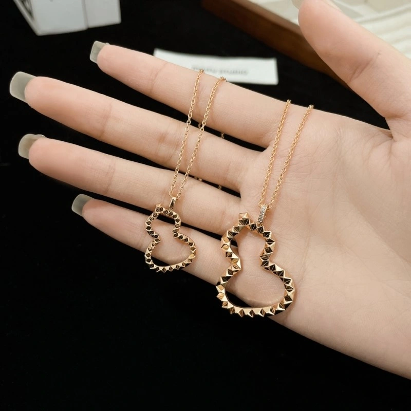 Youthful Qeelin Necklaces 208459