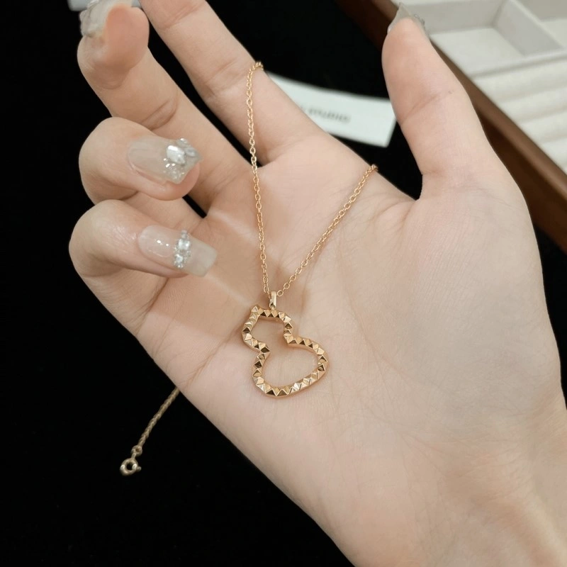 Youthful Qeelin Necklaces 208459