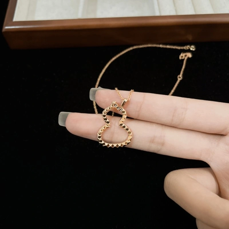 Youthful Qeelin Necklaces 208459