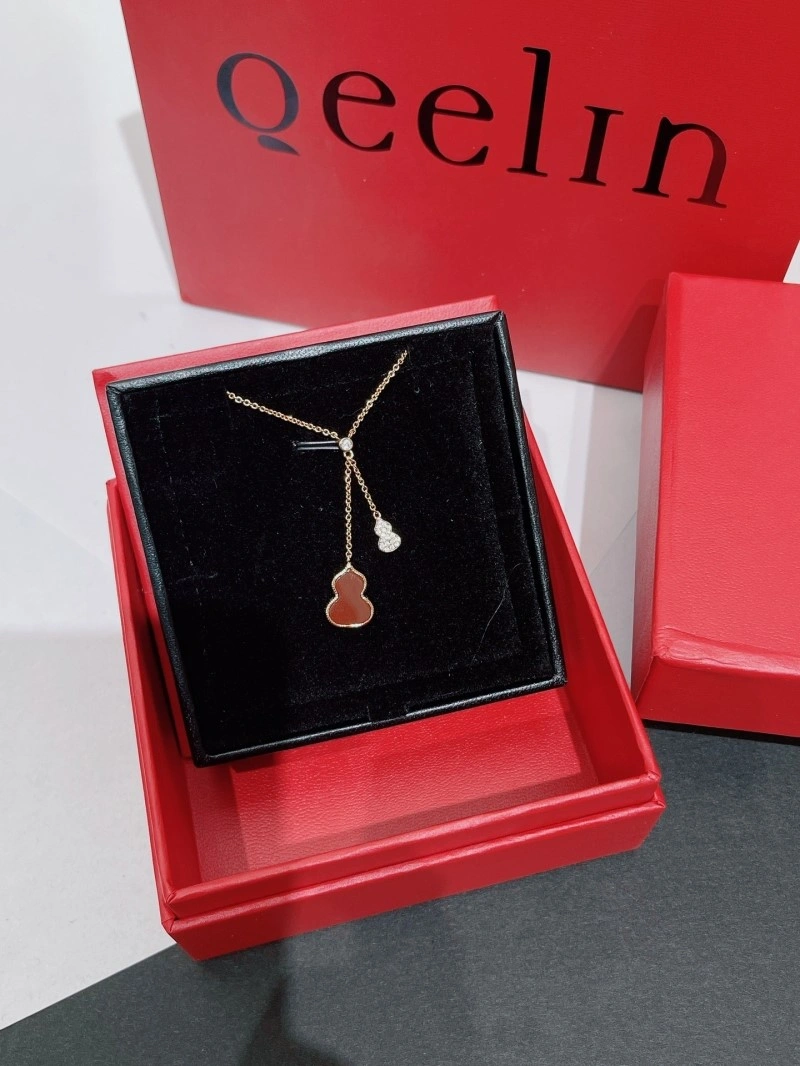 Affordable Qeelin Necklaces 208445