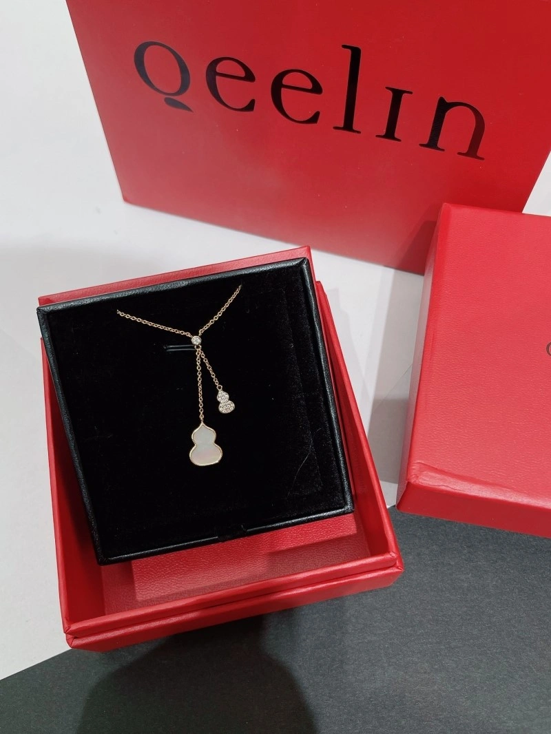 Affordable Qeelin Necklaces 208445