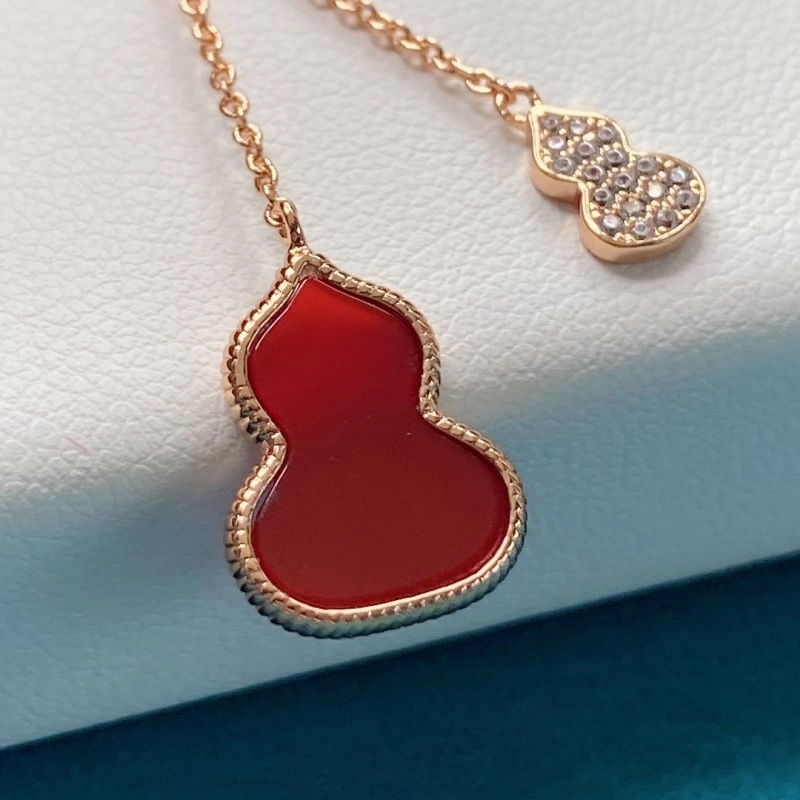 Affordable Qeelin Necklaces 208445