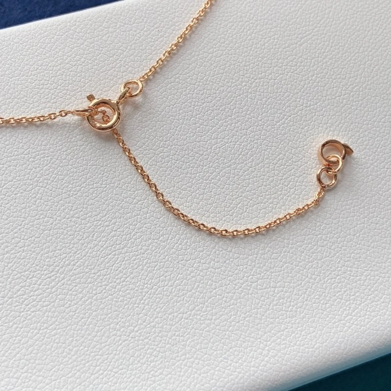 Affordable Qeelin Necklaces 208445