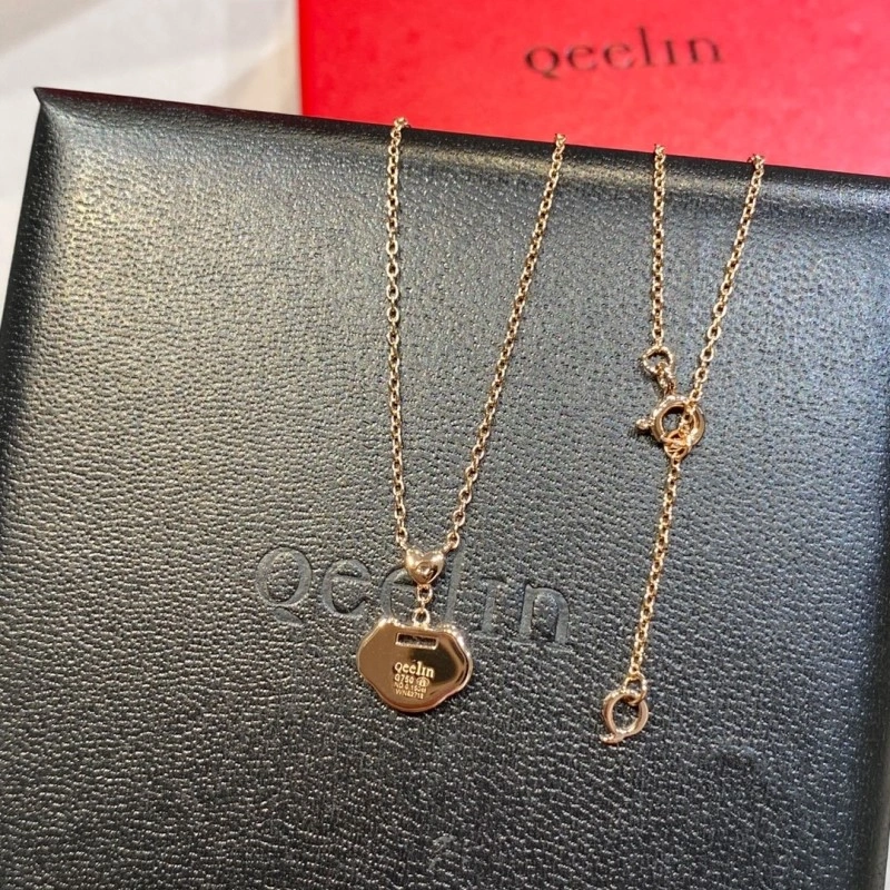 SunProtective Qeelin Necklaces 208458