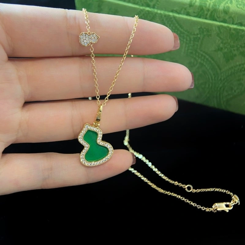 Qeelin Necklaces Lightweight 207760