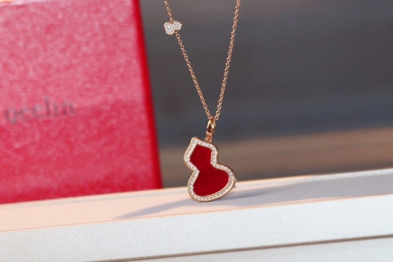 Upgraded Qeelin Necklaces 207779