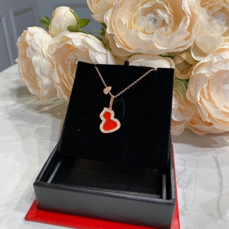 Upgraded Qeelin Necklaces 207779