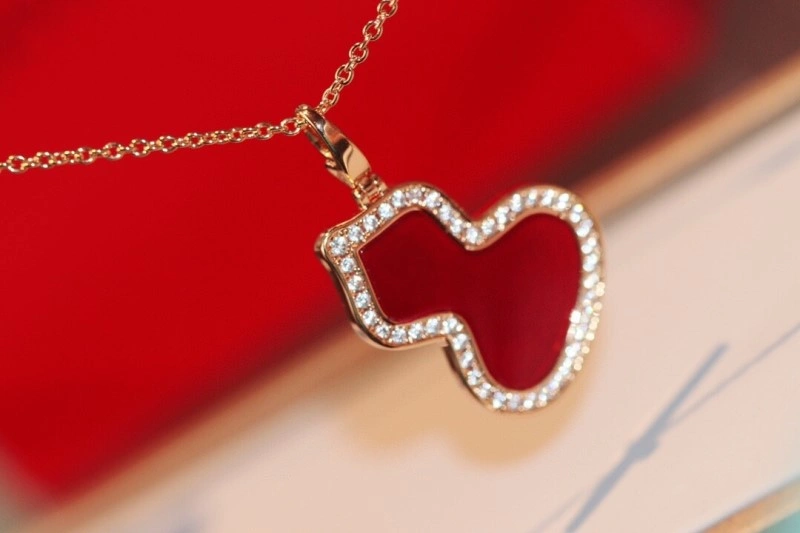 Upgraded Qeelin Necklaces 207779