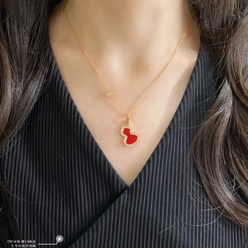 Packable Qeelin Necklaces 207767