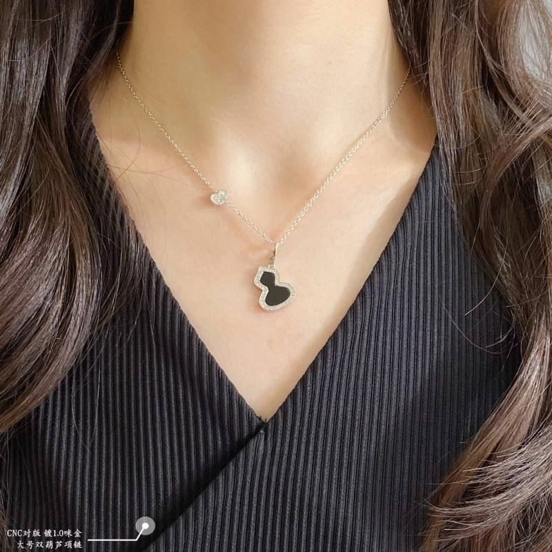 Packable Qeelin Necklaces 207767