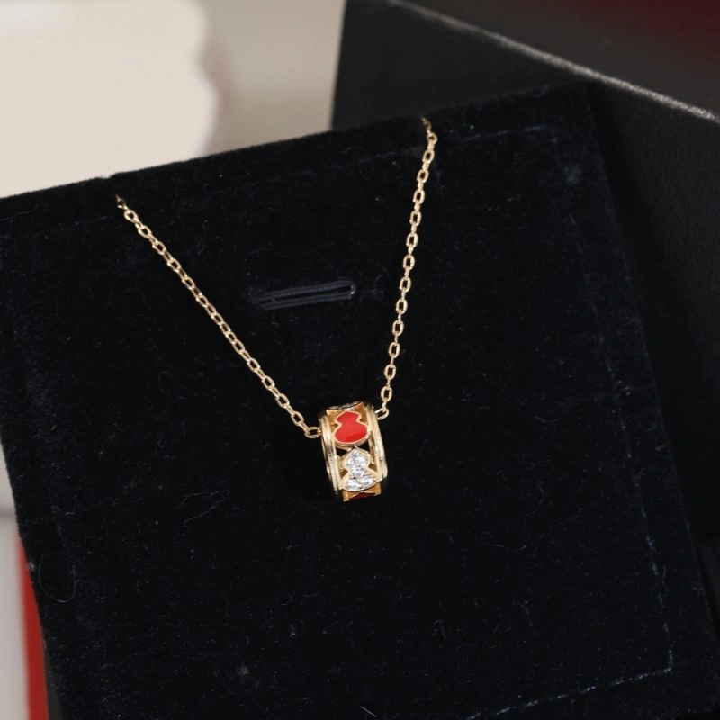 Refined Qeelin Necklaces 207759