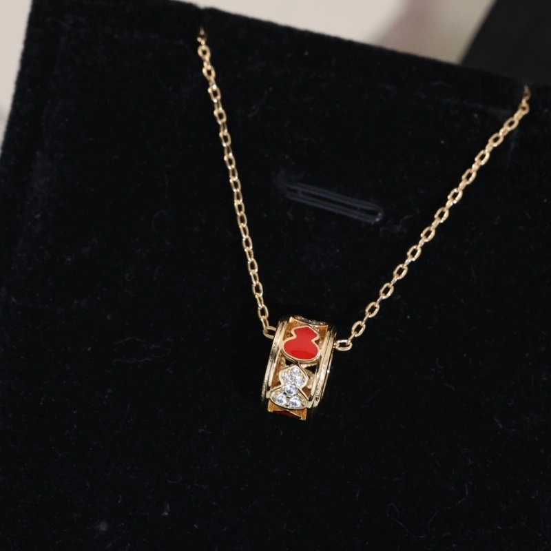 Refined Qeelin Necklaces 207759