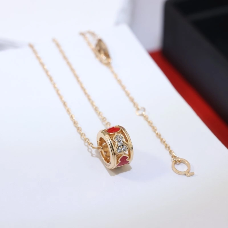 Refined Qeelin Necklaces 207759