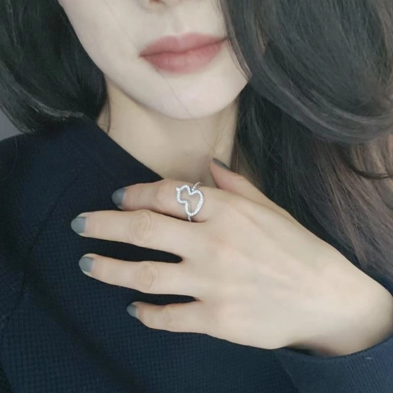 Contemporary Qeelin Rings 212829