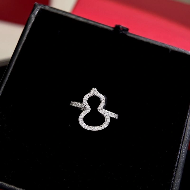 Contemporary Qeelin Rings 212829