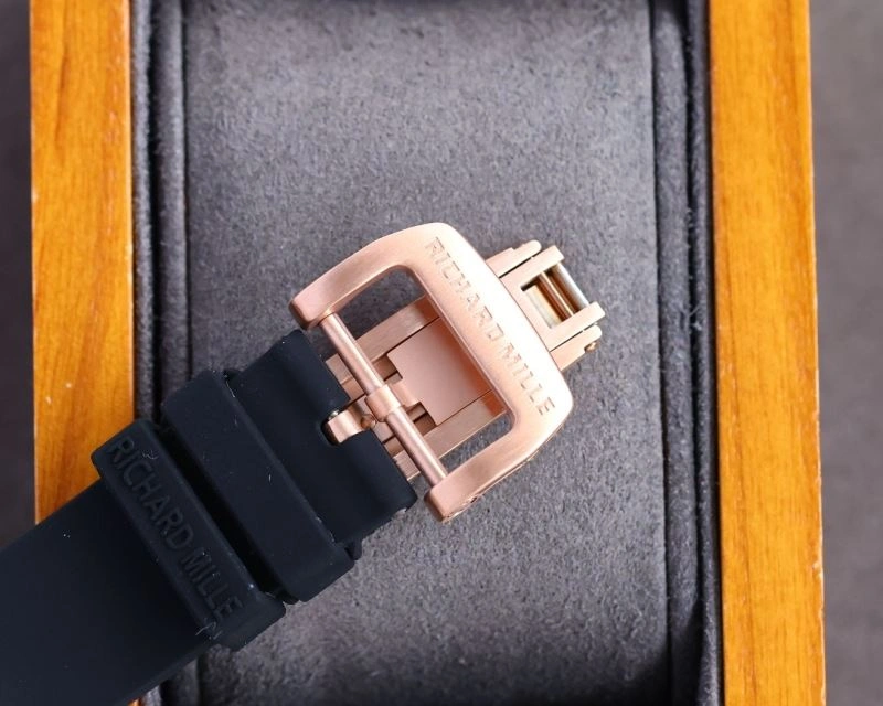 Sporty RICHARD MILLE Watches 198705