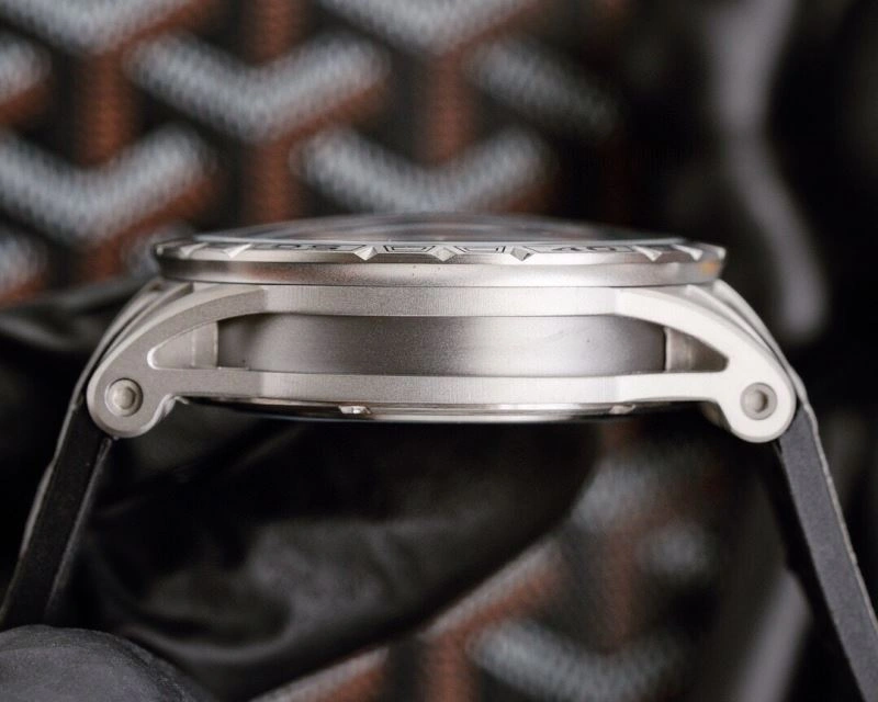 Sustainable ROGER DUBUIS Watches 199080