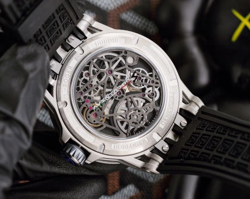 Sustainable ROGER DUBUIS Watches 199080