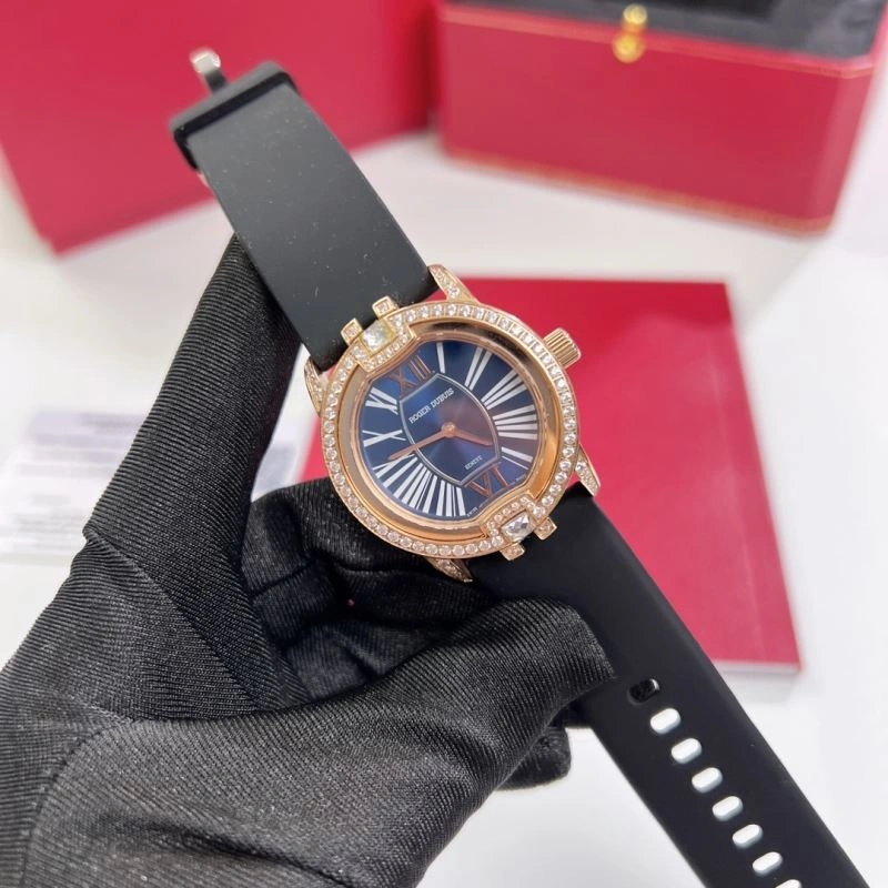 Contemporary ROGER DUBUIS Watches 199078