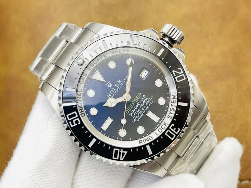 ROLEX Watches Vibrant 202432