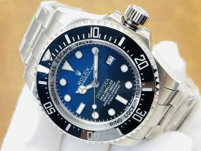 ROLEX Watches Vibrant 202432