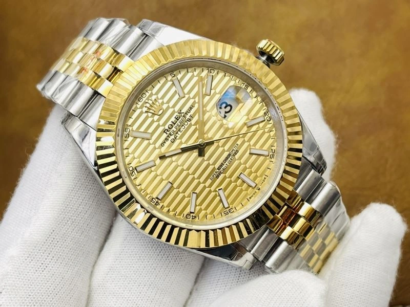 Snug ROLEX Watches 202401