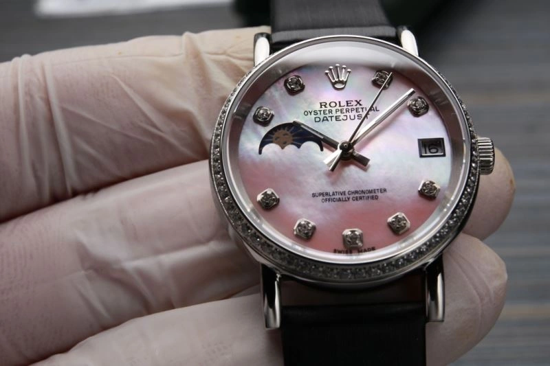 Versatile ROLEX Watches 202005