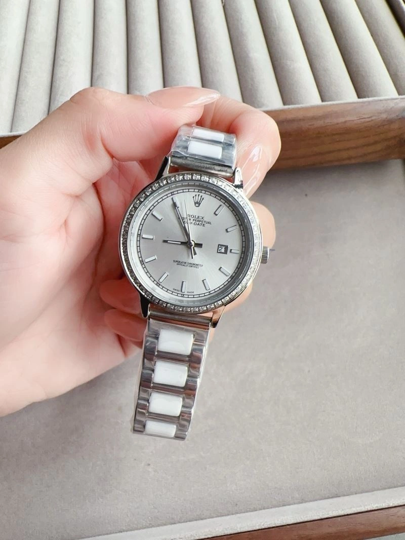 Comfortable ROLEX Watches 200404