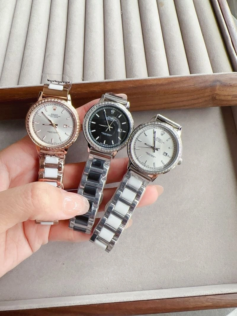 Comfortable ROLEX Watches 200404