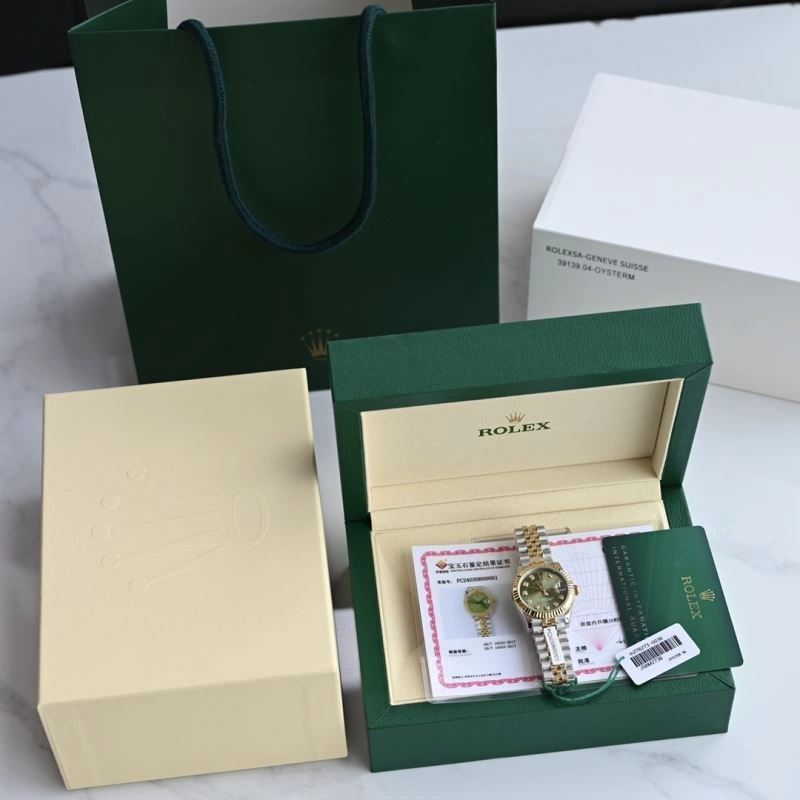 Vibrant ROLEX Watches 200287