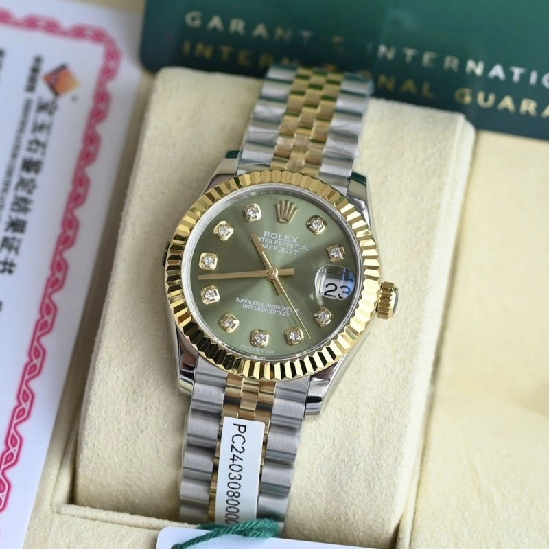 Vibrant ROLEX Watches 200287