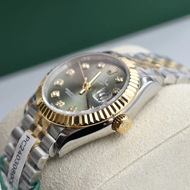 Vibrant ROLEX Watches 200287