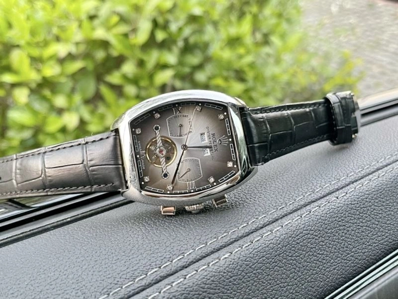 Versatile ROLEX Watches 200284