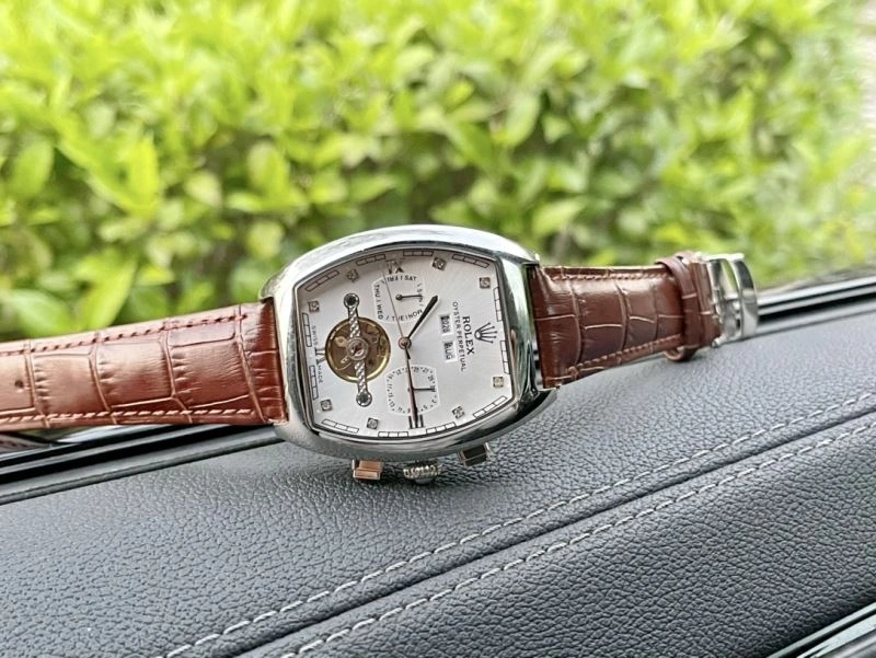 Versatile ROLEX Watches 200284