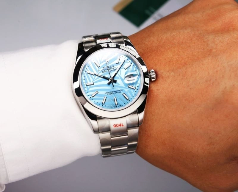 Sleek ROLEX Watches 200250