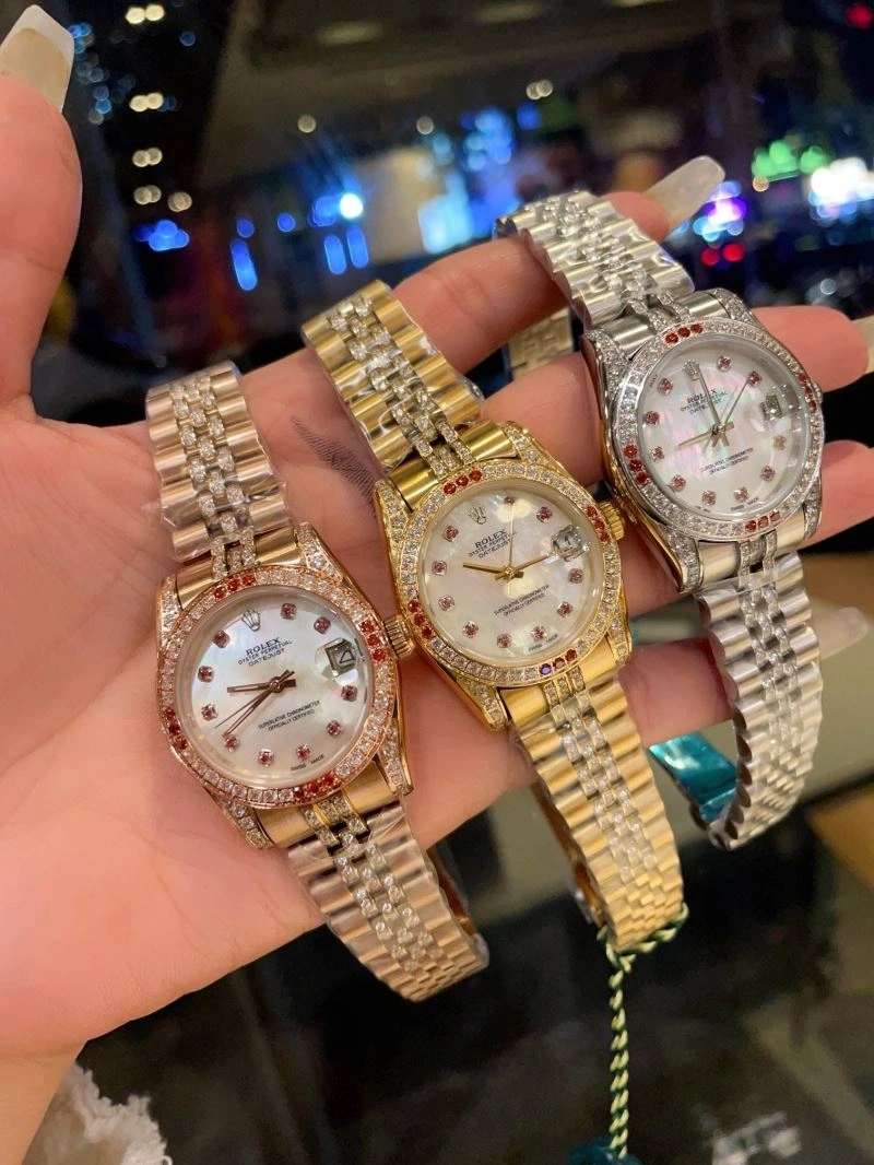 Versatile ROLEX Watches 200220