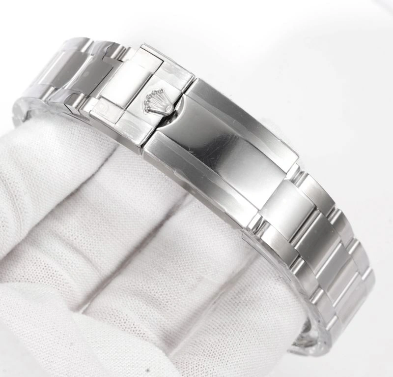 Vibrant ROLEX Watches 200177