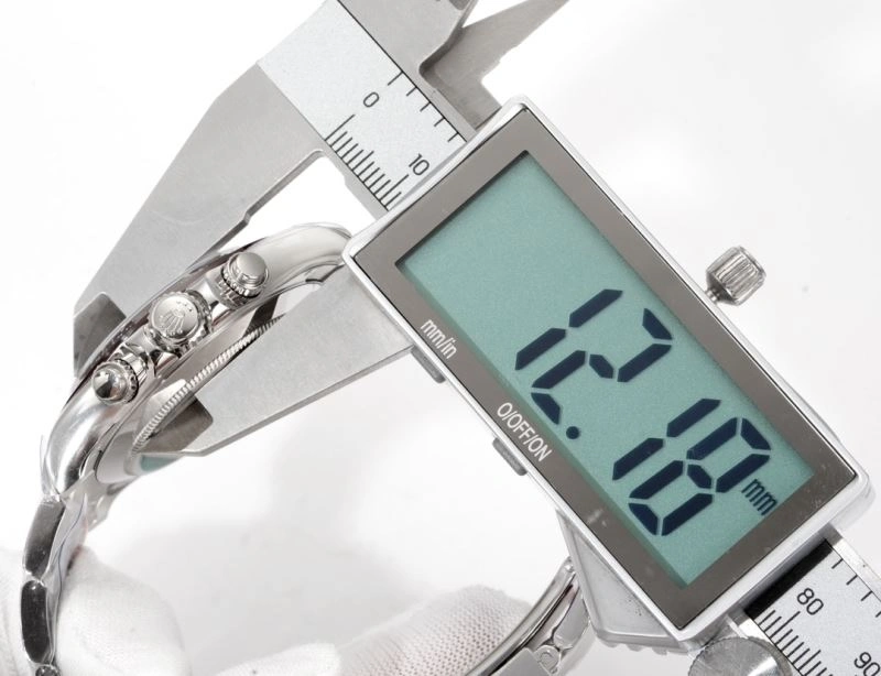 Vibrant ROLEX Watches 200177