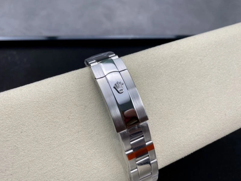Attractive ROLEX Watches 199104