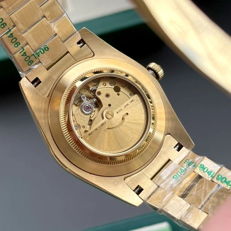 Vibrant ROLEX Watches 200055