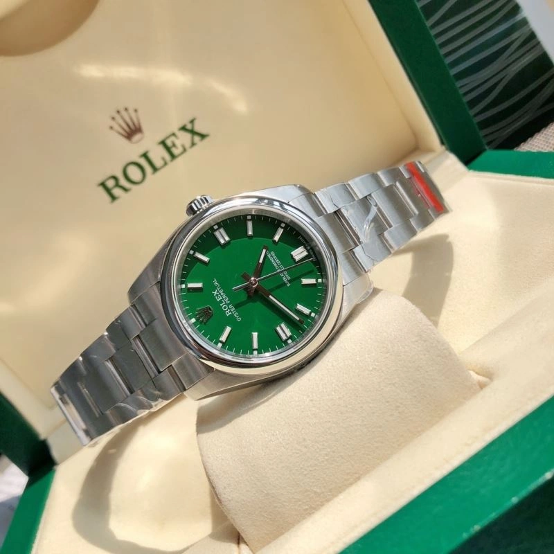 Resilient ROLEX Watches 200000