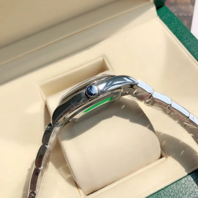 Resilient ROLEX Watches 200000