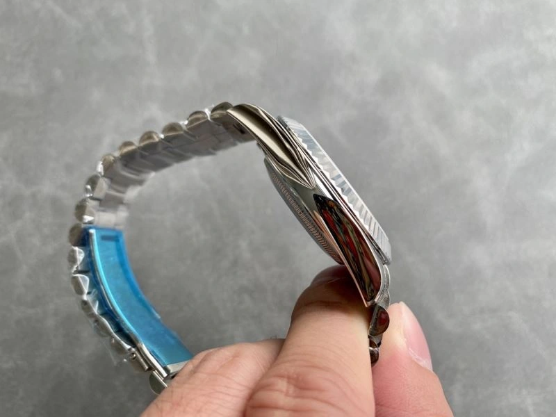 Breathable ROLEX Watches 199585