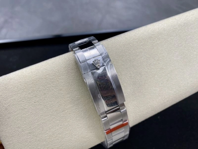 ROLEX Watches Upgraded 199556