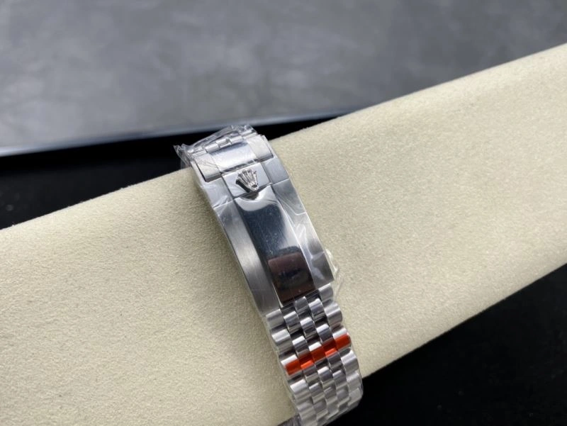Seasonal ROLEX Watches 199524