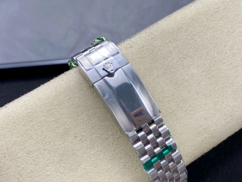 Effortless ROLEX Watches 199516