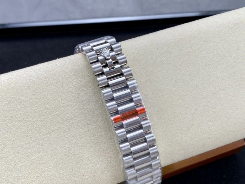 EyeCatching ROLEX Watches 199448